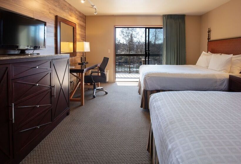 Номер Deluxe, Riverside Inn