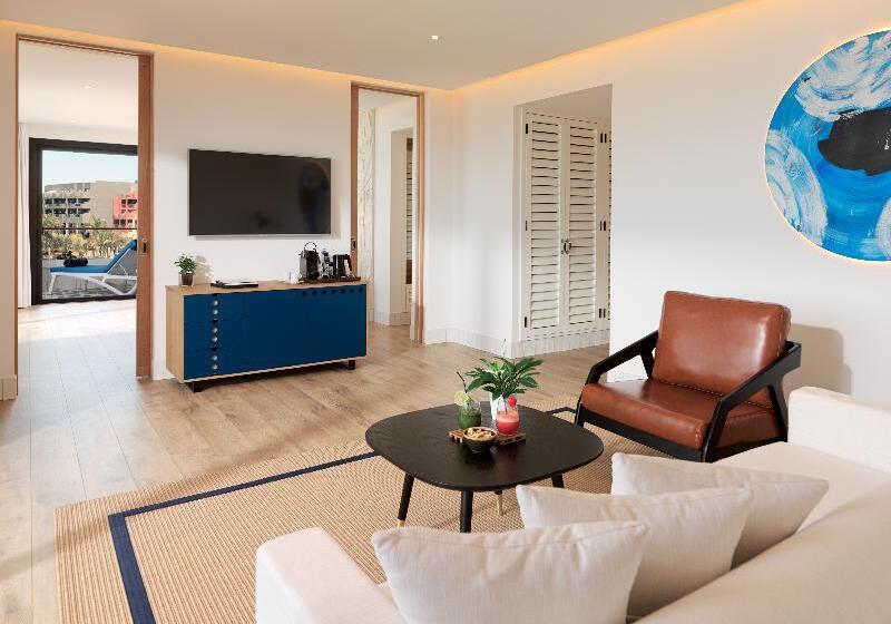 Номер Премиум, Riverside Inn