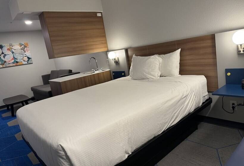 스위트, Microtel Inn And Suites Independence