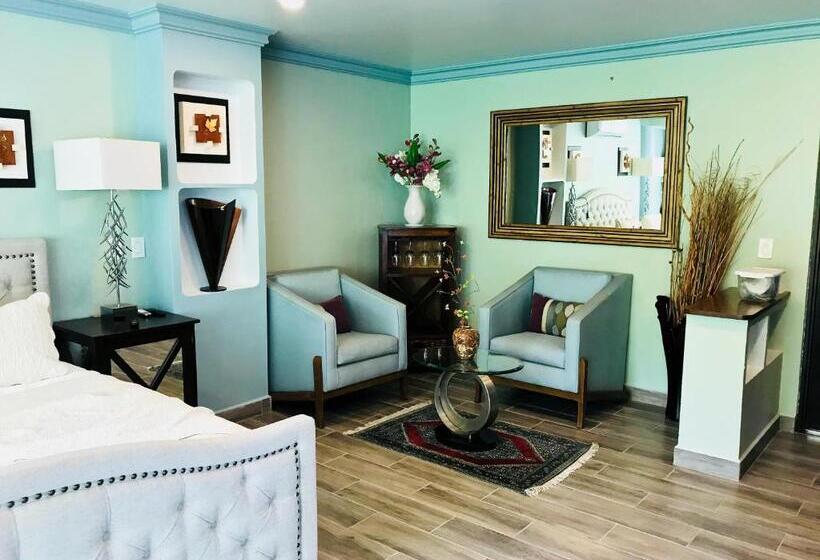 Sviitti Uima-allas, South Shore Villa Armonia Luxury Boutique
