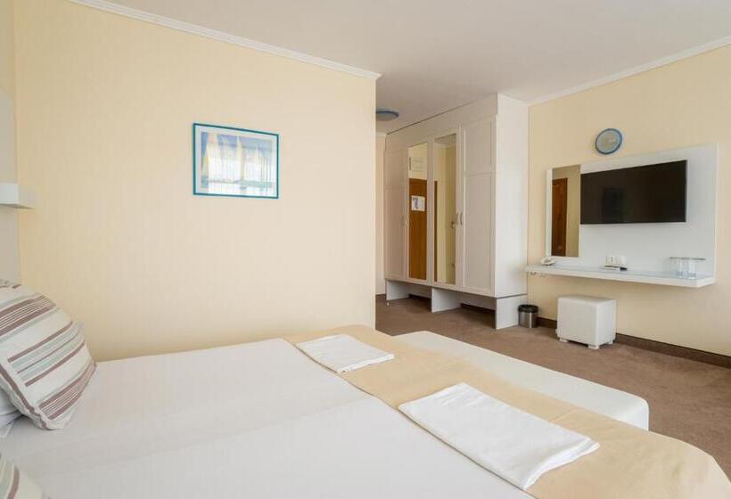 Номер Стандарт с Балконом, Perla Beach Club   All Inclusive