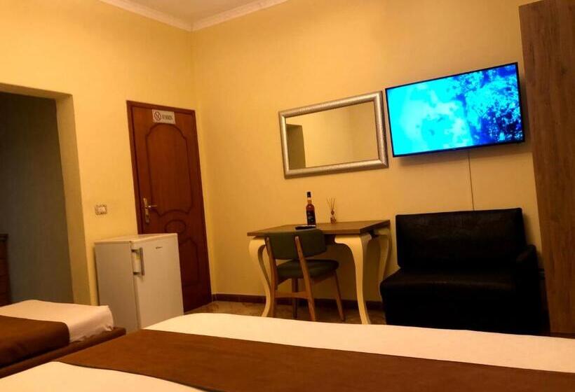 Camera Tripla Standard, Vogli S House Apartments & Rooms