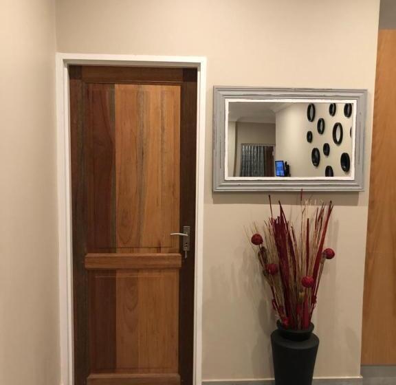 Стандартный Номер Кровать Кинг, 8 On Acacia Guesthouse