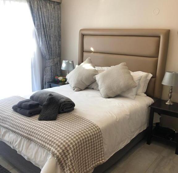 Номер Стандарт с Балконом, 8 On Acacia Guesthouse