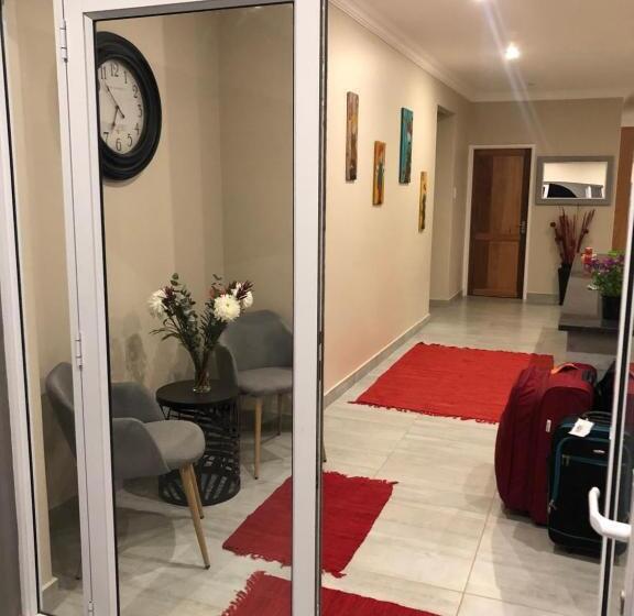 Номер Стандарт, 8 On Acacia Guesthouse