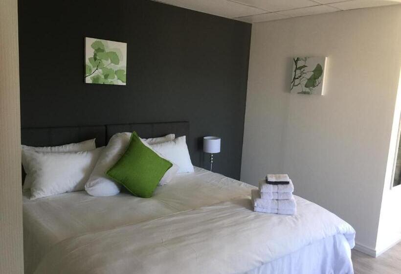 Family Suite, Vue Port