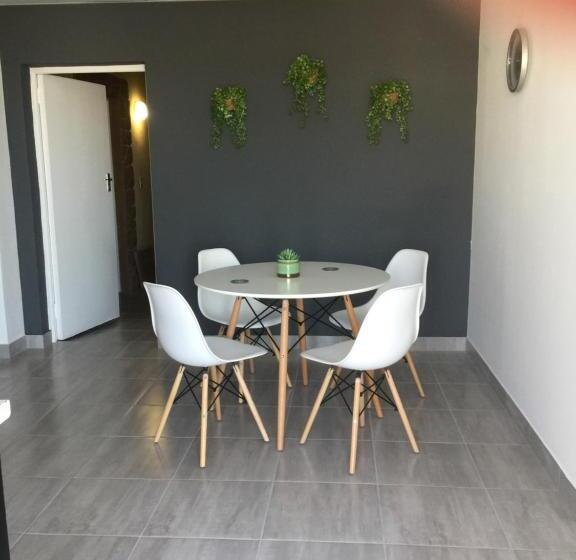 Family Suite, Vue Port