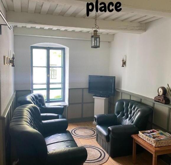 Habitación Cuádruple Economy, Postel Hostel