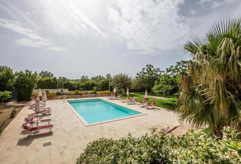اتاق استاندارد چهار تخته, La Vignazza B&b