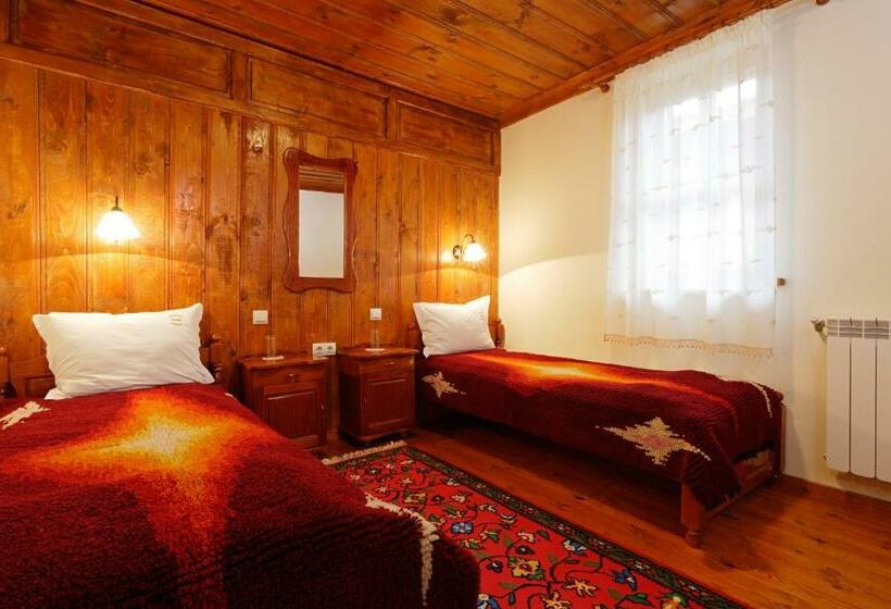 Номер Стандарт, Yovina House Zheravna