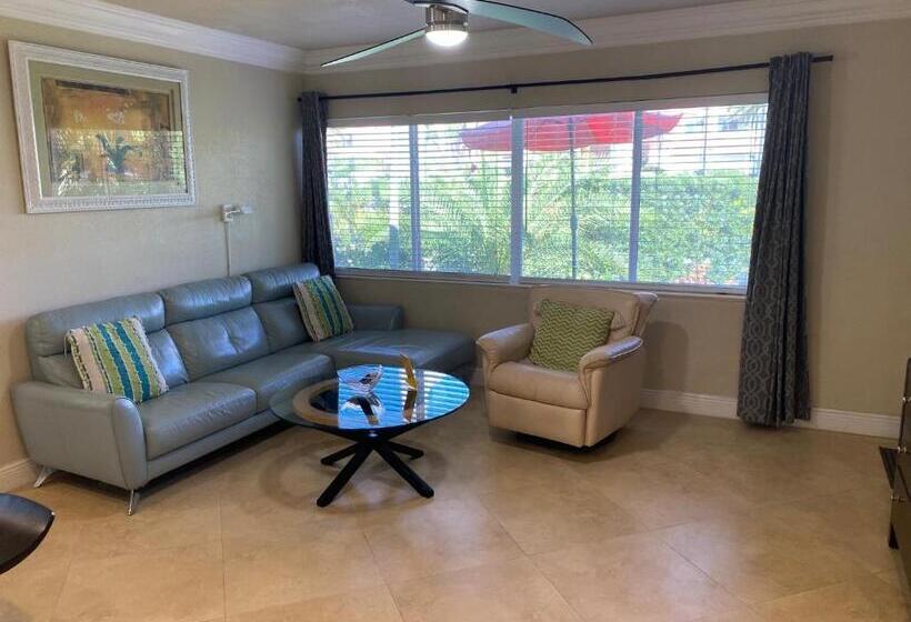 Апартаменты 1 Спальня, Atlantic Shores Vacation Villas