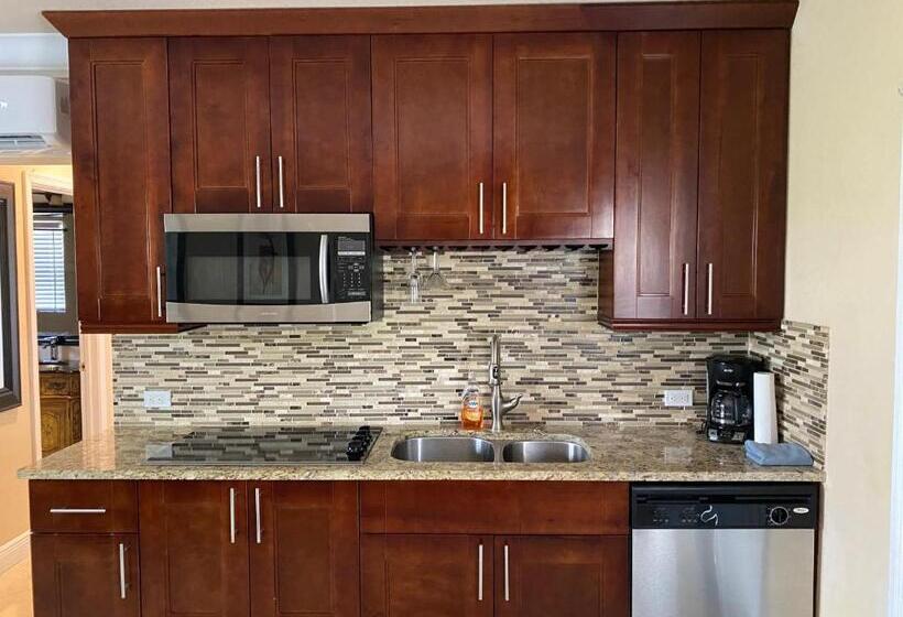 Апартаменты 1 Спальня, Atlantic Shores Vacation Villas