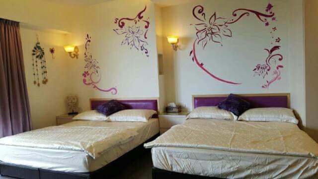 اتاق استاندارد چهارنفره با بالکن, Qinbianlu B&b