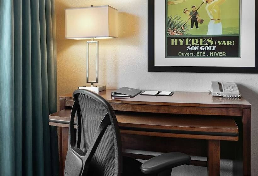 Номер Стандарт 2 Двуспальные Кровати, Doubletree By Hilton Cape Cod Hyannis