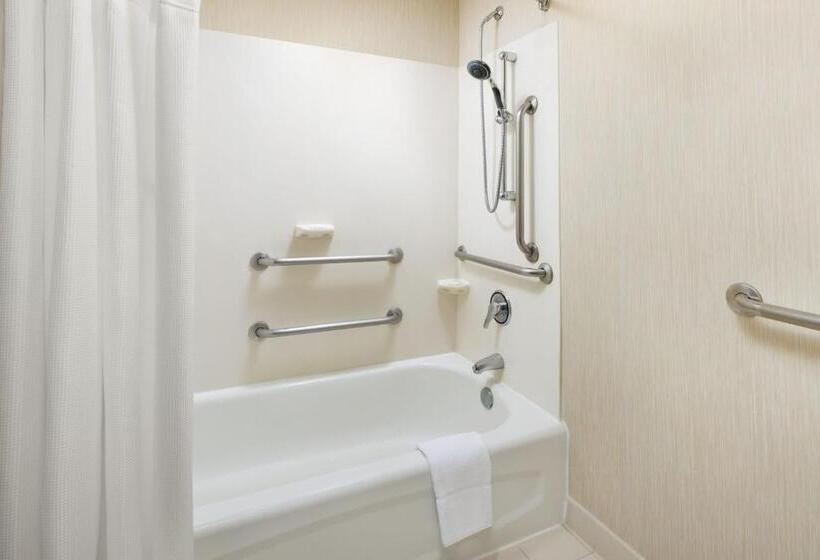 스위트, Residence Inn Saddle River