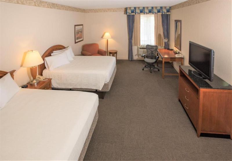适合残疾人士使用的带超级大床的标准间, Surestay Hotel By Best Western Manning