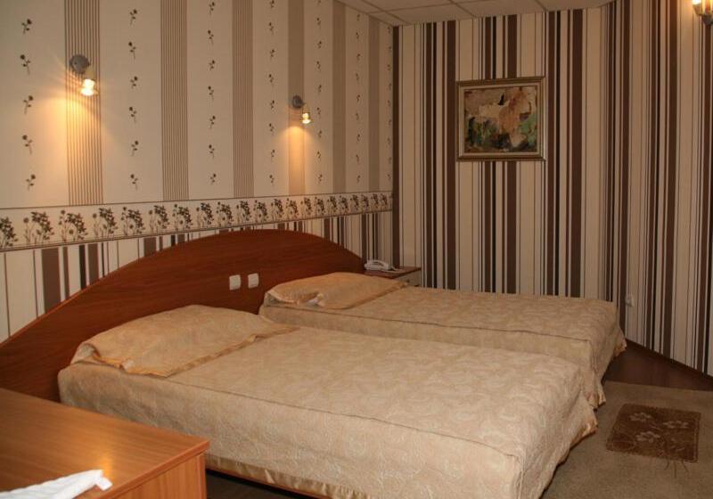 스탠다드 발코니 룸, Family Hotel Edia Sandanski