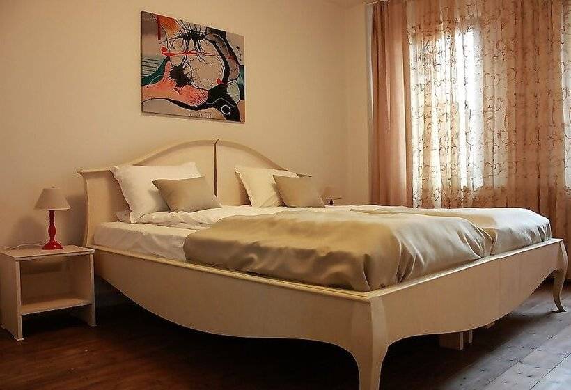 Дом 4 Спальни, Katerina Guest House