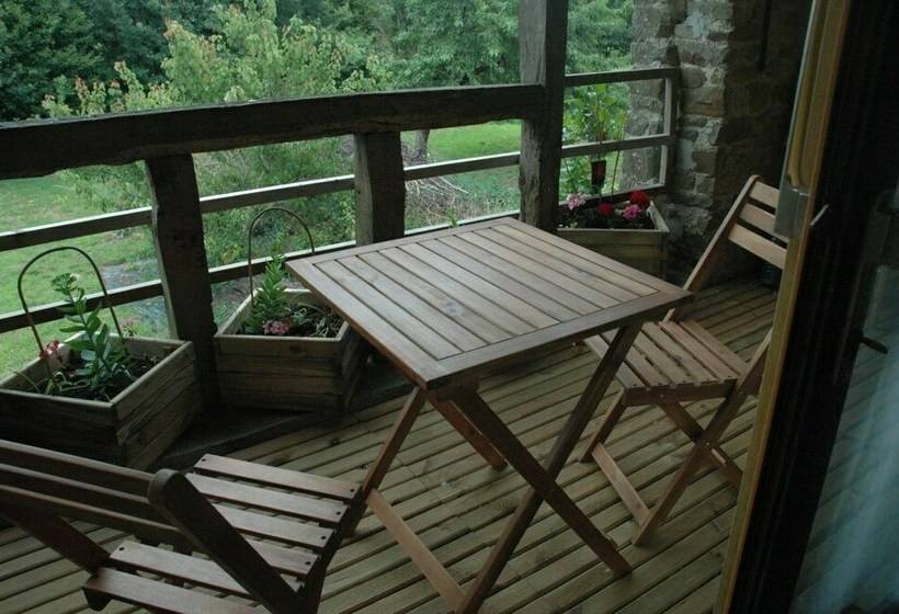 Номер Стандарт с Балконом, Chambre D Hote La Bouliere