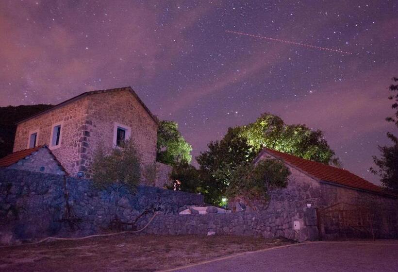 2间卧室的房子, Ethno Village Kokorici