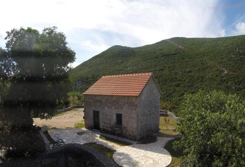 别墅: 1间卧室带游泳池, Ethno Village Kokorici