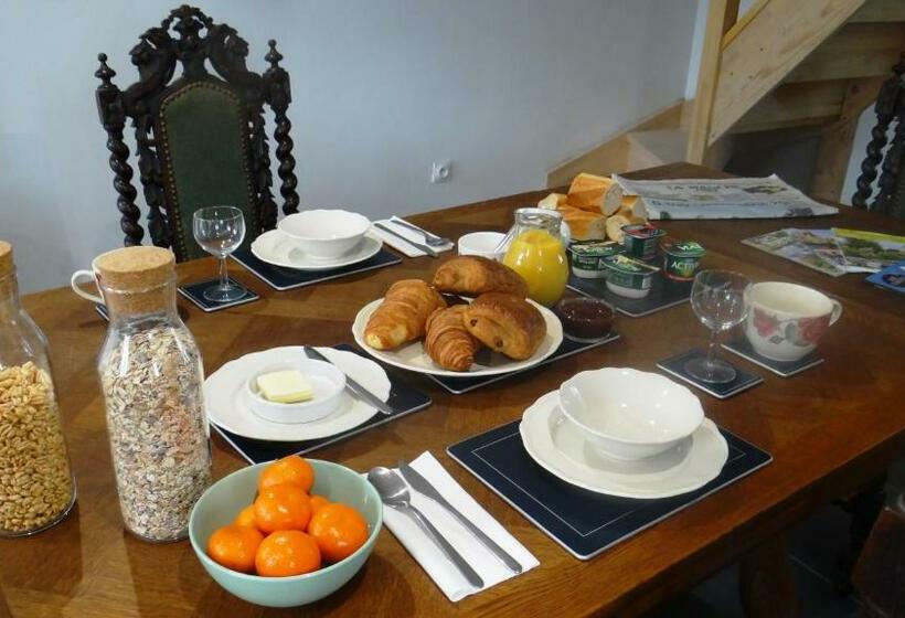 Номер Стандарт, La Petite Houssaye