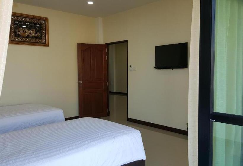 Family Suite, Charoensuk Grand