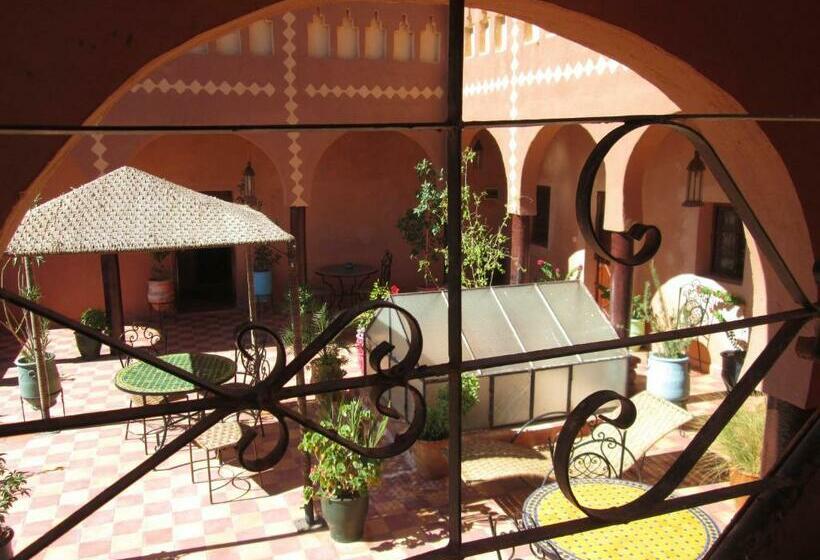 스탠다드 룸, Kasbah Ounila