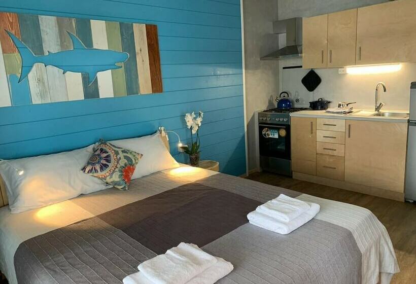 Хижина, Sea Resort