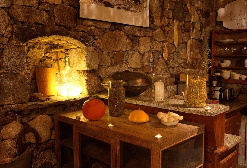 Family Suite, A Muvrella
