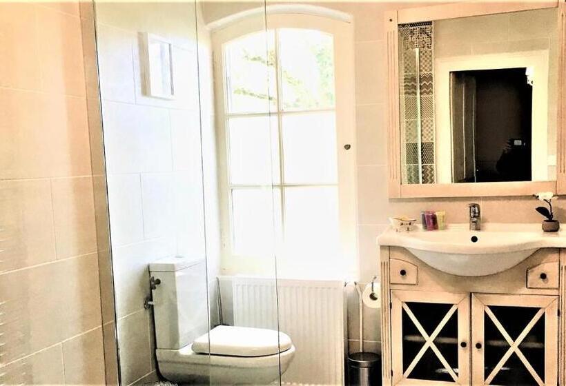 Люкс Повышенной Комфортности, Manoir Du Bois Mignon