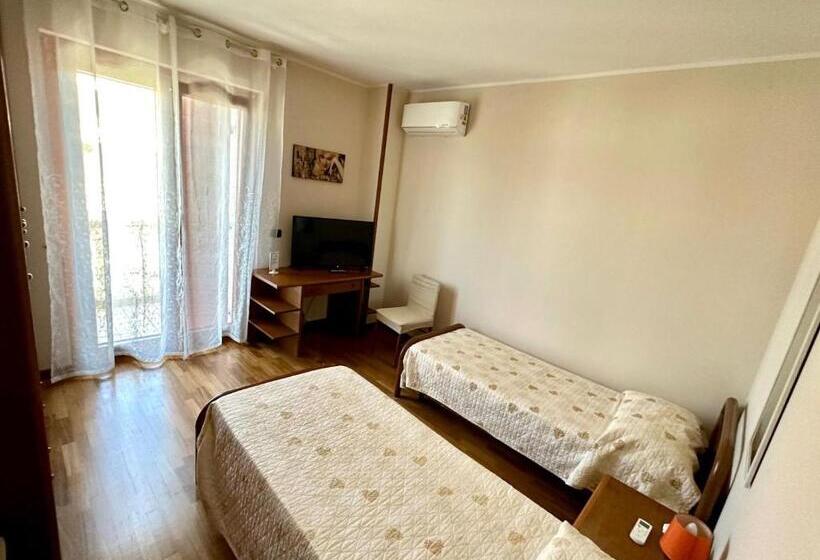 Классический Номер, B&b Mariposa