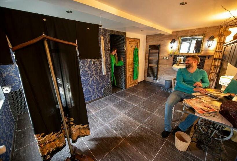 Люкс Вид на Сад, Au2 Maison D Hôtes   Guest House Au2