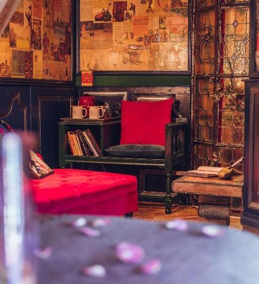 Люкс Вид на Сад, Au2 Maison D Hôtes   Guest House Au2