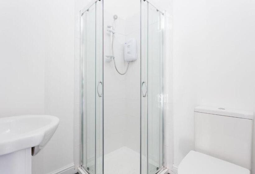 Номер Стандарт, Townhouse @ 76 Clare Street Stoke