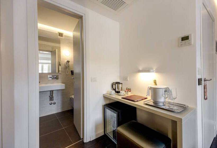 Camera Standard con Vista, Albergo Abruzzi