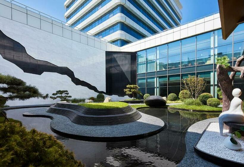 Номер Deluxe Вид на Город, Courtyard By Marriott Qinhuangdao West