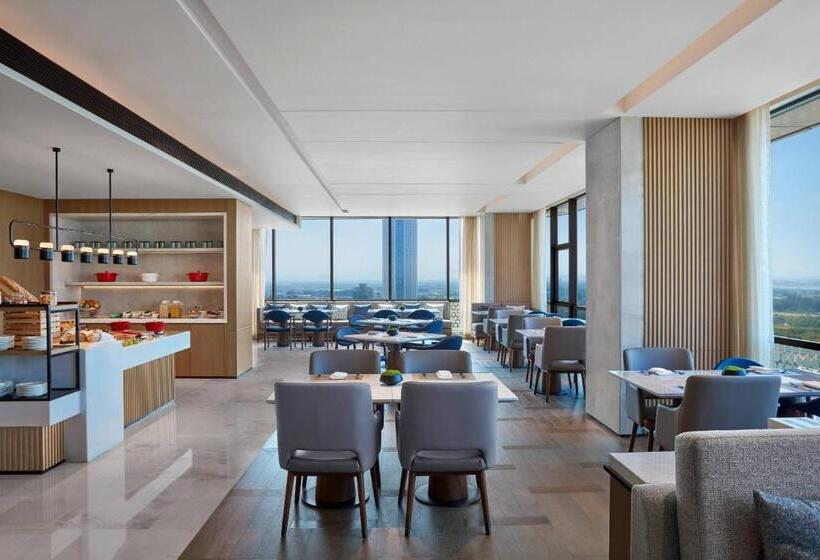 Номер Executive Кровать Кинг, Courtyard By Marriott Qinhuangdao West