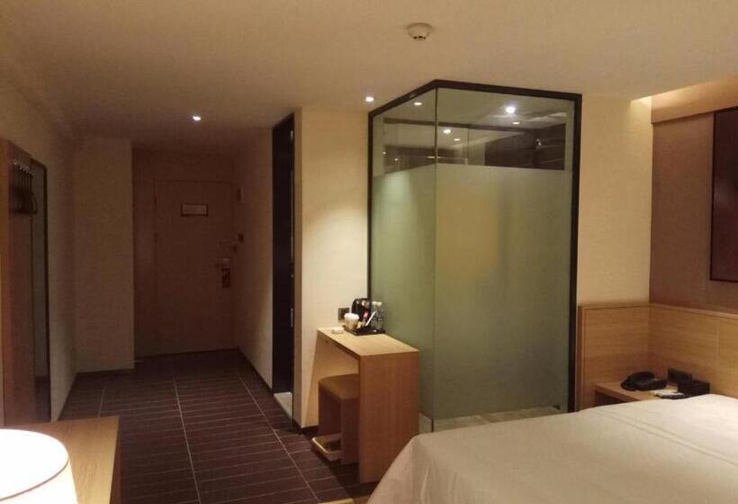 Номер Стандарт, Iu Hotel Guiyang Jinyang Century City Shopping Center Chayuan Village Metro Vanke
