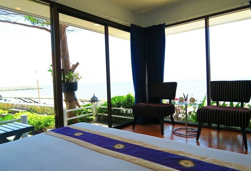 小室, Chomtalay Resort At Had Chaosamran Beach