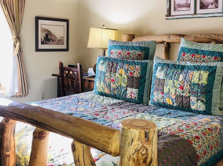Номер Deluxe, Annabelle Inn