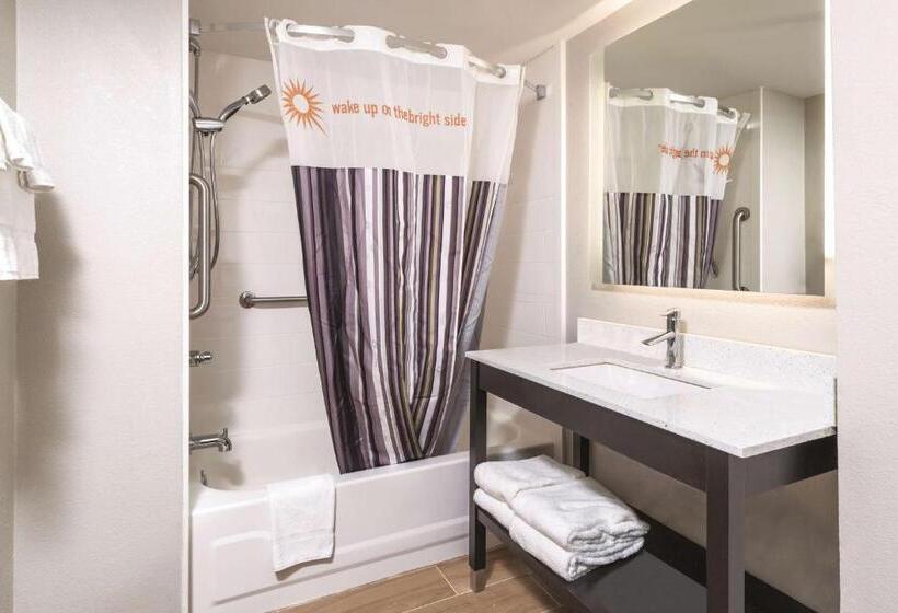 Quarto Estandar para Deficientes Físicos, La Quinta By Wyndham Kennesaw