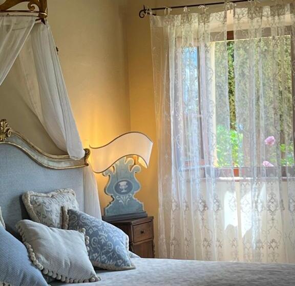 Полулюкс, Il Falconiere Relais & Spa