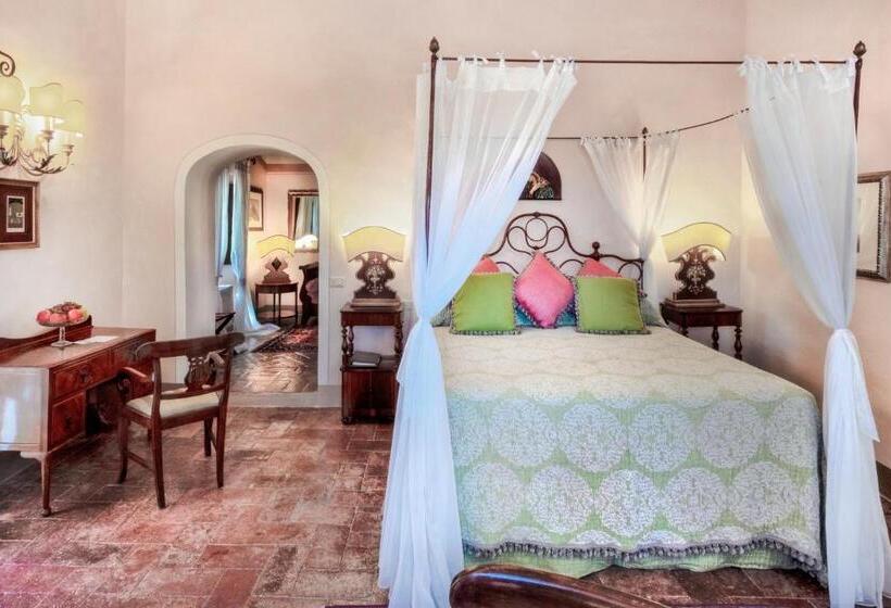 Полулюкс, Il Falconiere Relais & Spa