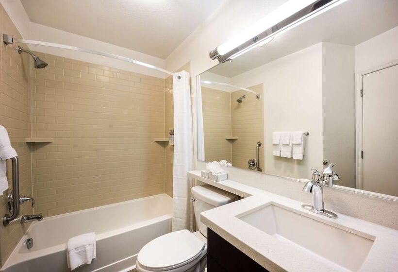 סוויטה, Sonesta Simply Suites Austin South