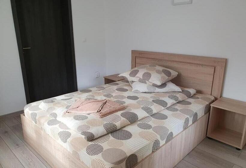 اتاق استاندارد با بالکن, Sergilliohouse