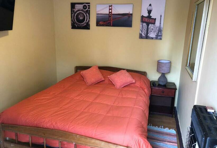 اتاق استاندارد چهار تخته, Hostal Radal Molina