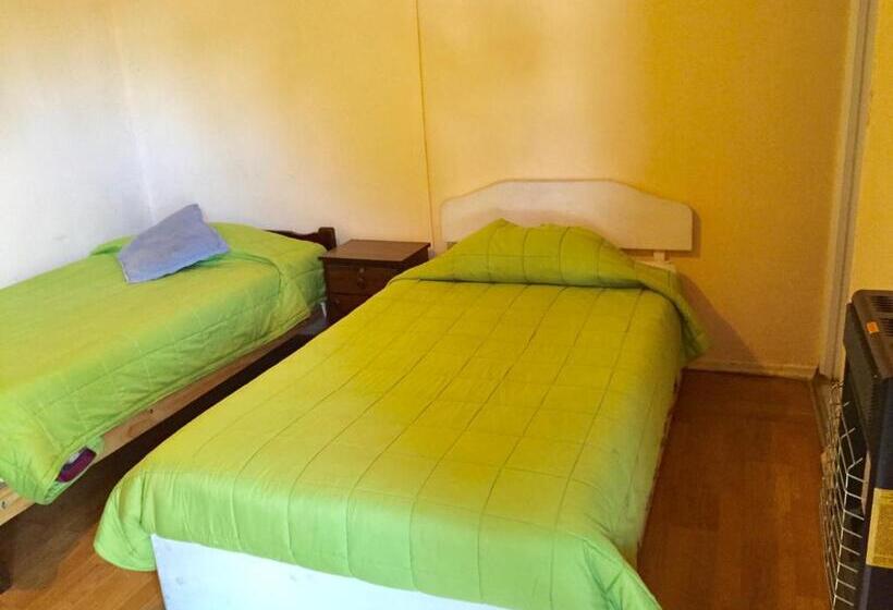 اتاق استاندارد, Hostal Radal Molina