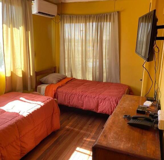 اتاق استاندارد, Hostal Radal Molina