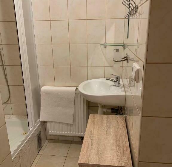 Номер Стандарт Трехместный, Penzion A Restaurace Vyhlídka